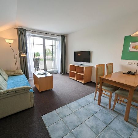 Landhotel Larenzen เคิร์ชฮัม ภายนอก รูปภาพ